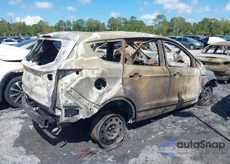 2018 Ford Escape S z USA, uszkodzony, nr VIN 1FMCU0F7XJUB05723